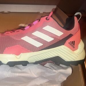 adidas - Women's Eastrail 2.0 Hiking Shoes  size 9.5